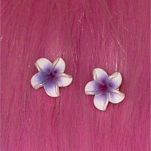Flower earrings 🌸